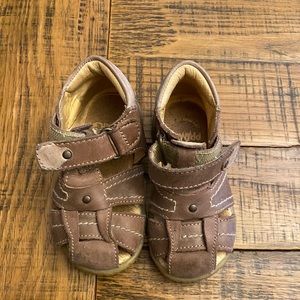 Primigi leather toddler sandal